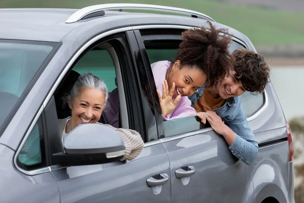 Safe and Stress-Free: Finding the Best Car Service in Orlando with Car Seats from MCO to Disney