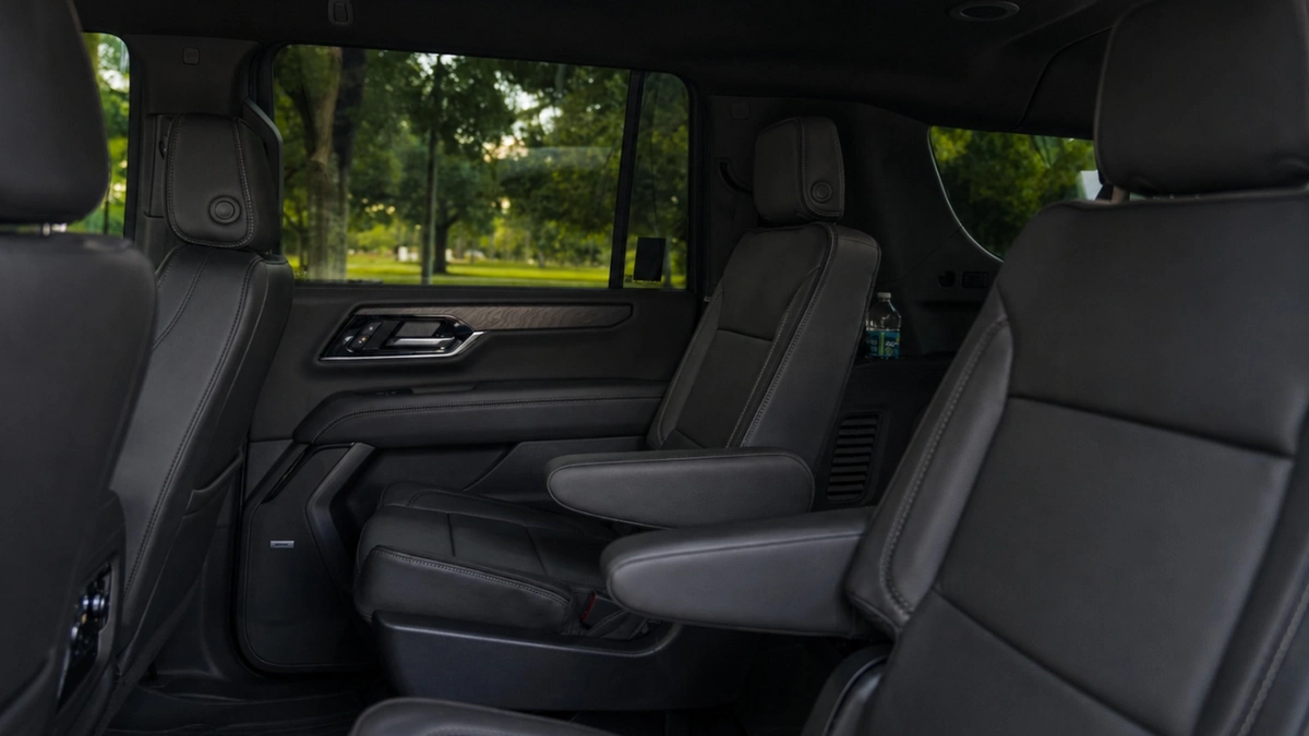 Genie Comfort - GMC Yukon XL, interior