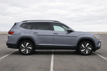 Genie Express - Volkswagen Atlas, Side View
